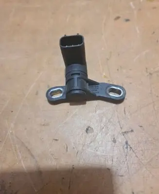 Mazda 5 Crankshaft speed sensor PA66GF30 U0URA 9M866C315