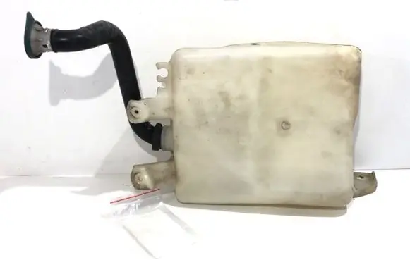 Nissan Micra Windshield washer fluid reservoir/tank