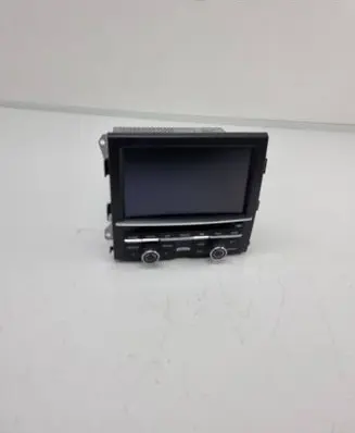 Radio/CD/DVD/GPS head unit