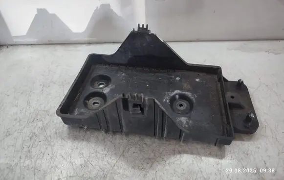 Mazda CX-5 Battery tray KE7056041