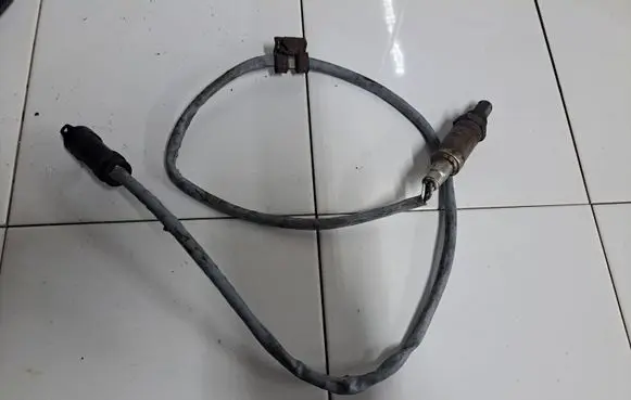 BMW 5 E60 E61 Lambda probe sensor 0258005310