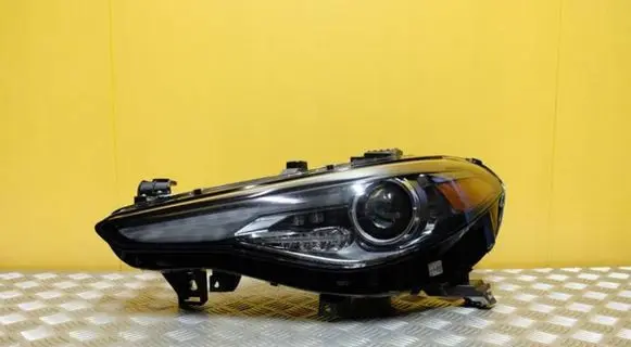 Alfa Romeo Giulia Headlight/headlamp 50564106 2241