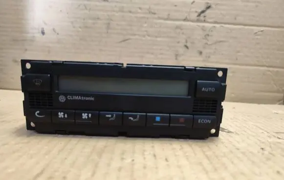 Volkswagen Golf IV Climate control unit 6013966