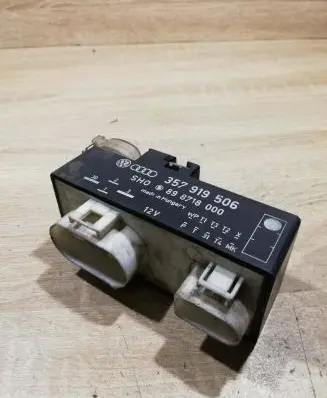 Coolant fan relay