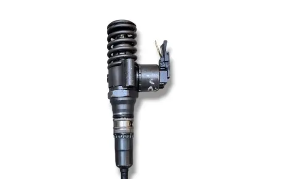 Audi A4 S4 B7 8E 8H Fuel injector 03G130073G