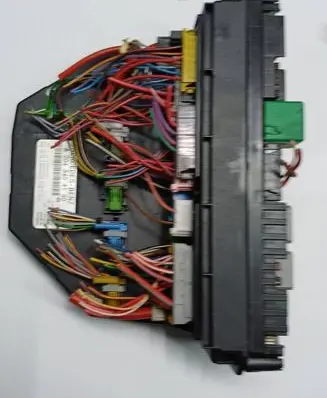 Mercedes-Benz C W204 SAM control unit A2045404150 A204424100