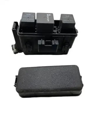Mitsubishi Outlander Relay mounting block 7596NA
