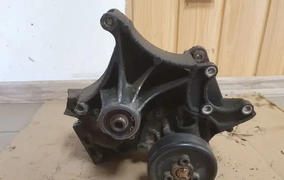 Audi A4 S4 B5 8D Generator/alternator bracket 028903143AF
