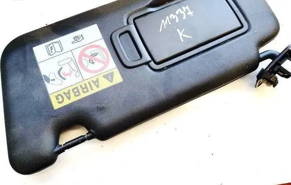 Renault Austral Sun visor