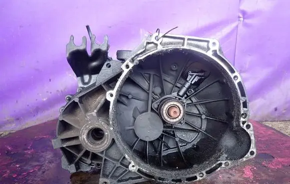 Ford Focus C-MAX Manual 5 speed gearbox 4M5R7002YA