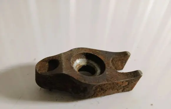 Ford Mondeo MK IV Fuel Injector clamp holder