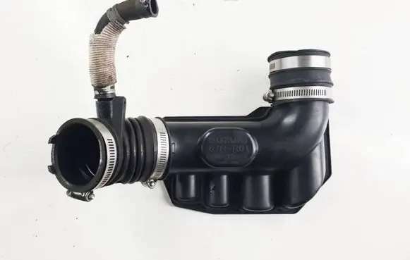 Suzuki Swift III Air intake hose/pipe 67RR01