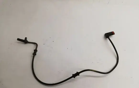 Mercedes-Benz E W212 ABS rear brake sensor A2129051001