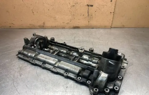 Rocker cam cover