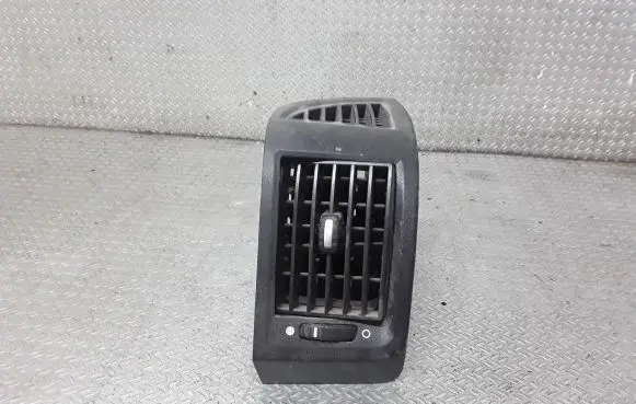 Fiat Ducato Dashboard side air vent grill/cover trim LS385800