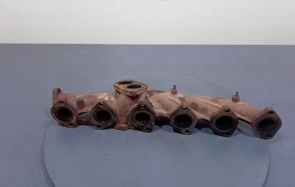 BMW 6 F12 F13 Exhaust manifold 8508136