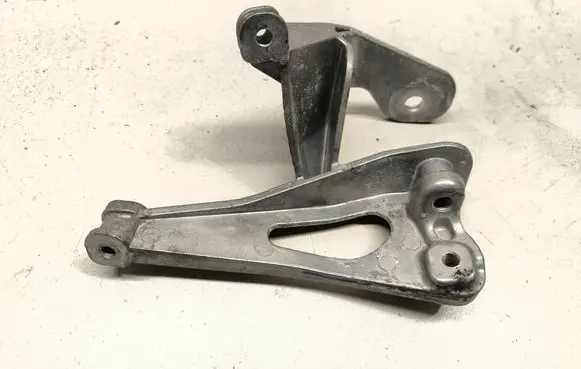 Porsche Cayenne (9Y0 9Y3) Engine mounting bracket 9Y0199373