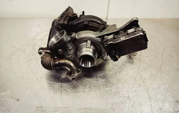 Mercedes-Benz CLA C117 X117 W117 Turbo A6510900886 AL0058 180727040423