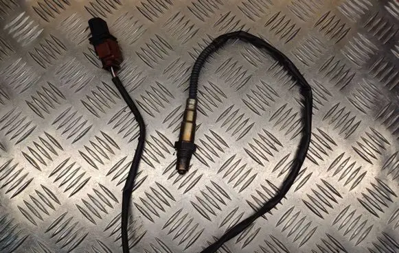 Audi A6 S6 C6 4F Lambda probe sensor 057906262 0281004012