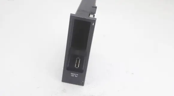 Volkswagen Tiguan Head unit multimedia control 5N0035344B