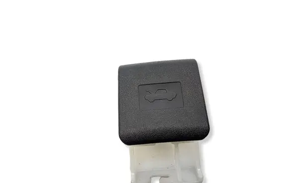 Toyota Yaris XP210 Engine bonnet (hood) release handle 