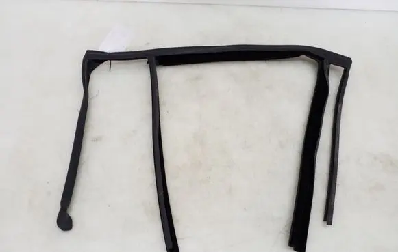 Other rear door trim element