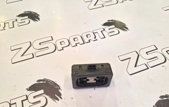 BMW 7 E38 Rain sensor 8363430