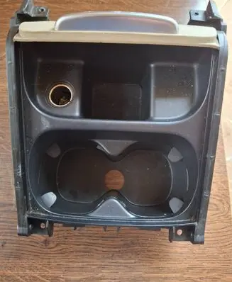 Volvo S80 Cup holder front 390227 1337090