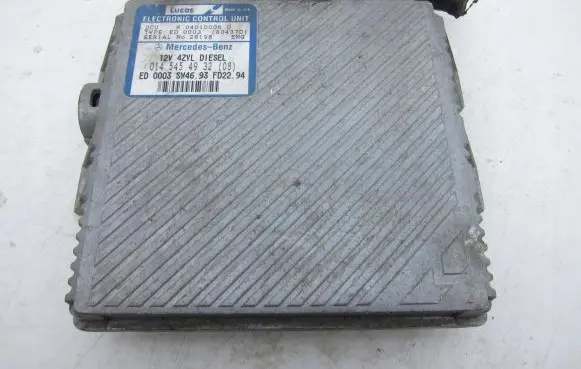 Mercedes-Benz C W202 Engine control unit/module R04010006D 0145454932