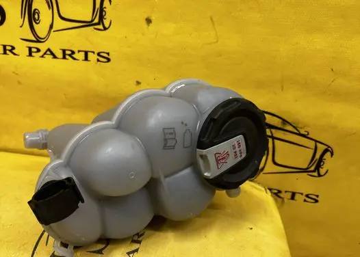 Audi A8 S8 D5 Coolant expansion tank/reservoir 4N0121405AF