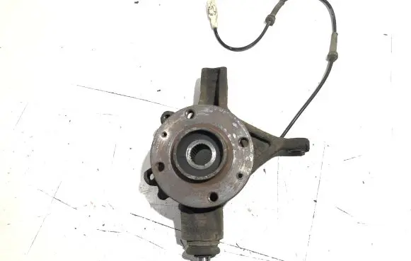 Peugeot 307 Front wheel hub