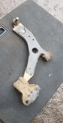 Volvo V40 Front lower control arm/wishbone