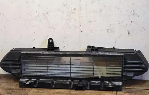 Renault Captur II Intercooler air guide/duct channel 214G68928R