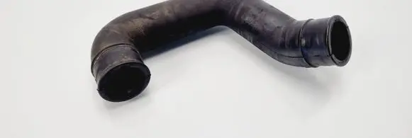 Ford Focus Breather hose/pipe XS4Q6K666AA