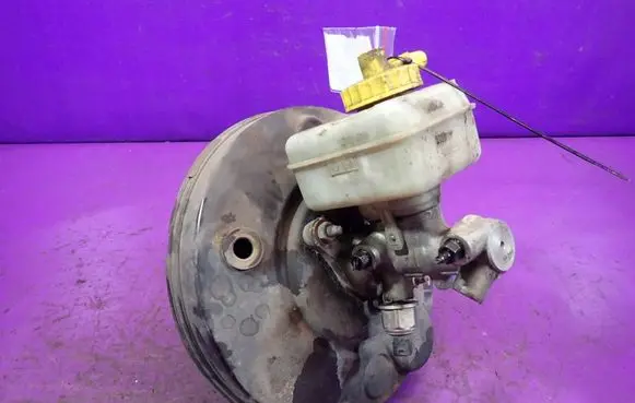 Volkswagen Golf IV Master brake cylinder
