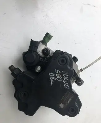 Volvo S80 Fuel injection high pressure pump 30756125 0445010111