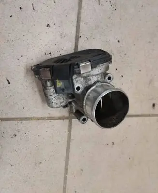 Hyundai Tucson TL Throttle valve 351002A600