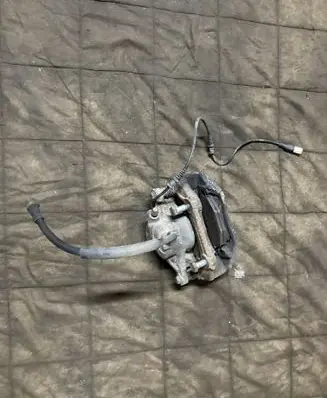Mercedes-Benz E W211 Front brake caliper