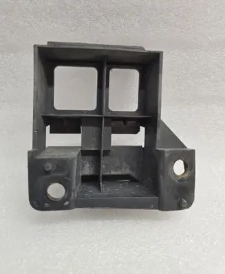 Mercedes-Benz Sprinter W906 Front bumper mounting bracket A9068850263