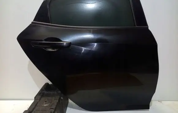 Honda Civic X Rear door