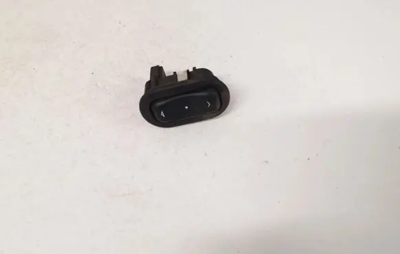 Opel Zafira A Electric window control switch 13363100 90561388