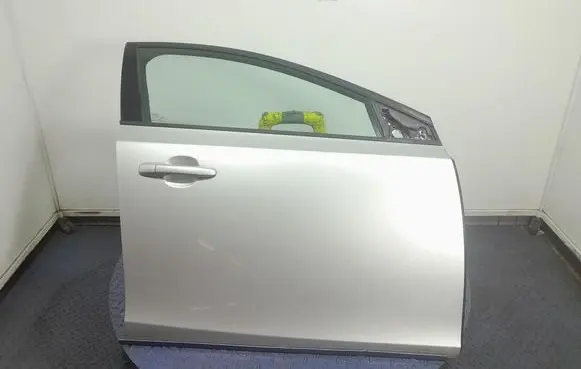 Volvo V40 Front door 