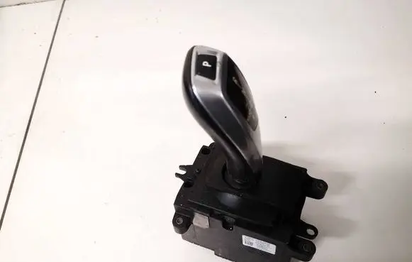 BMW 5 F10 F11 Gear shifter/selector 921810202