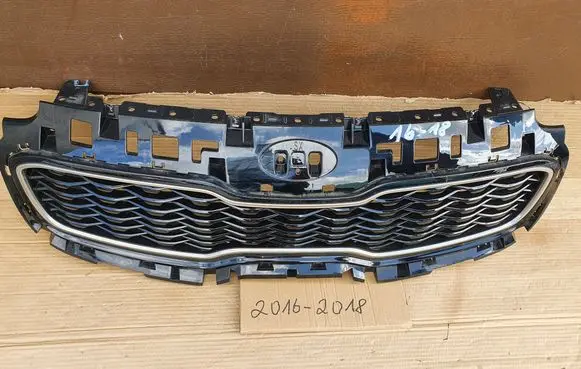 KIA Sportage Front bumper upper radiator grill 86352F1500
