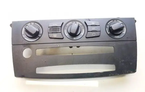 BMW 5 E60 E61 Climate control unit 6411695682501 64116956825-01