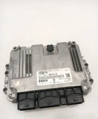 Ford C-MAX I Engine control unit/module 8M5112A650LC 0281011701