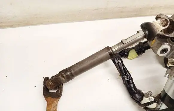 Toyota RAV 4 (XA30) Steering column universal joint 
