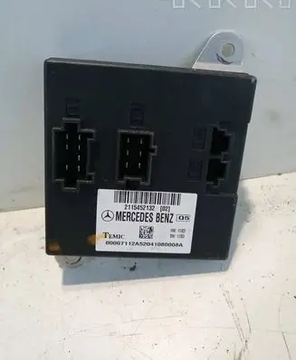 Mercedes-Benz E W211 Comfort/convenience module 2115452132