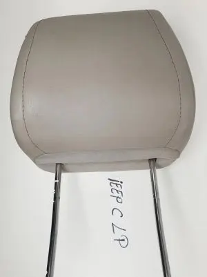 Jeep Cherokee III KJ Front seat headrest 