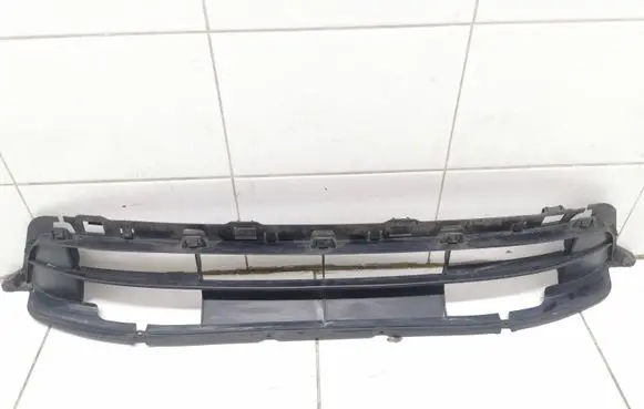 Honda FR-V Front bumper lower grill 71102SJD0000